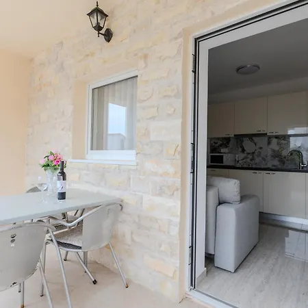 Daire Lorena Privlaka (Zadar)