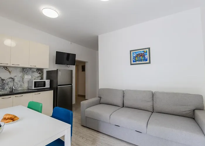Lorena Apartamento *