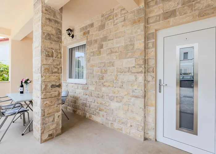 Lorena * Privlaka (Zadar)